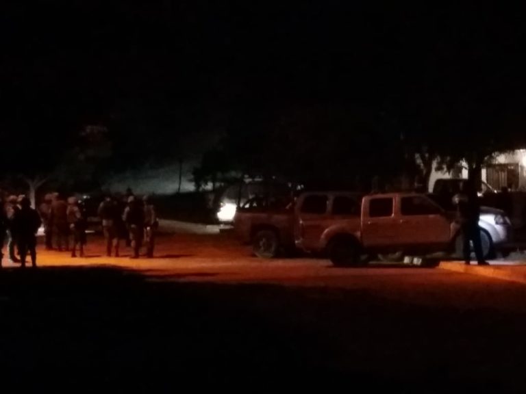 Militares se impactan contra una pareja en Culiacán; están en el hospital