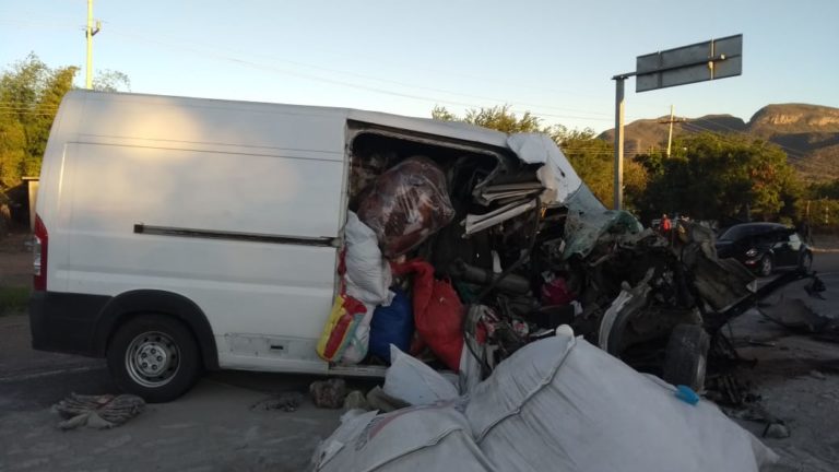 Amputan a joven piernas tras choque en la México 15