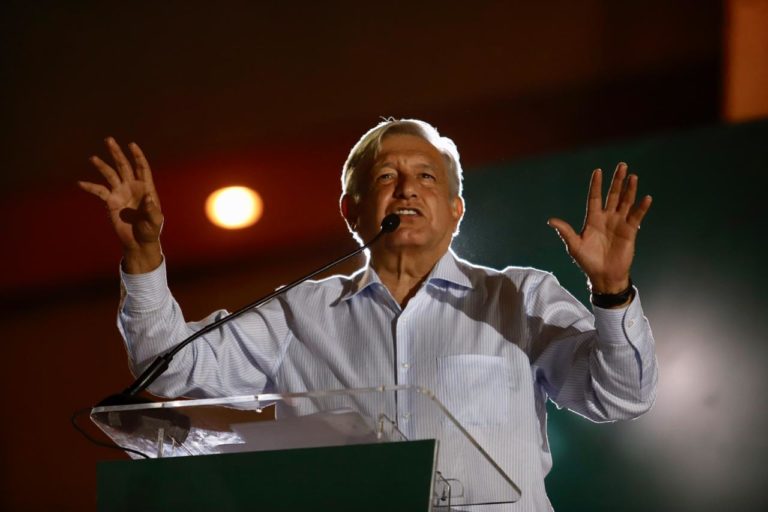 Favor con favor se paga, le dice AMLO a los culiacanenses