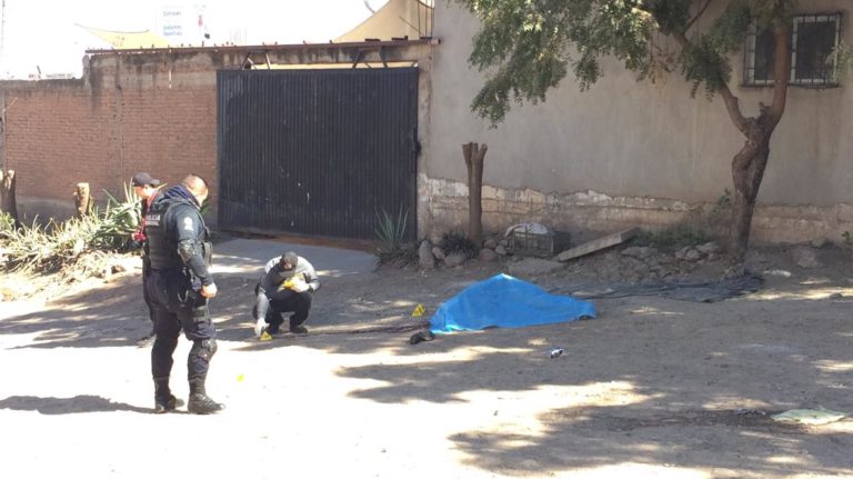 Asesinan a un desconocido en la Juan de Dios Bátiz, Culiacán