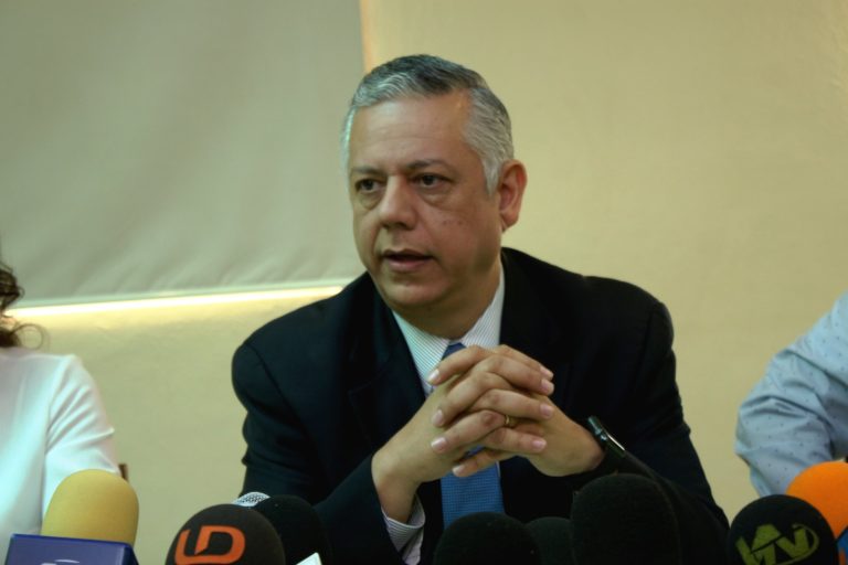 Presume Fiscalía reducción de 34% en homicidios dolosos