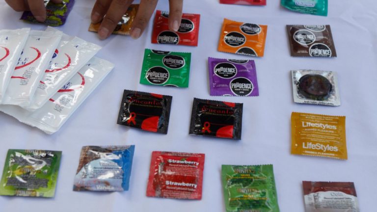 Venta de preservativos aumenta hasta 30% previo a Día de San Valentín