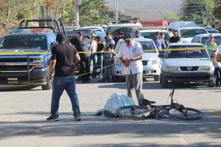Lo asesinan después de comprar comida en la Renato Vega, Culiacán