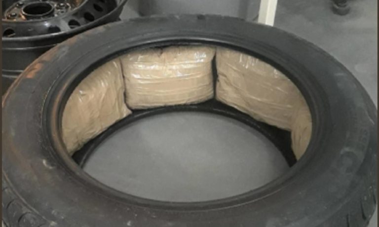 Canadá incauta 180 kilos de metanfetamina en autos fabricados en México