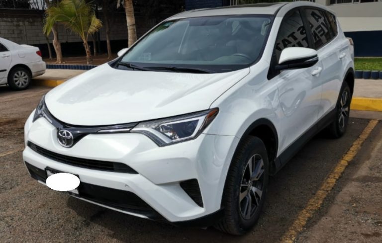 Detienen a una persona por portación de arma de fuego y aseguran un vehículo con alteraciones