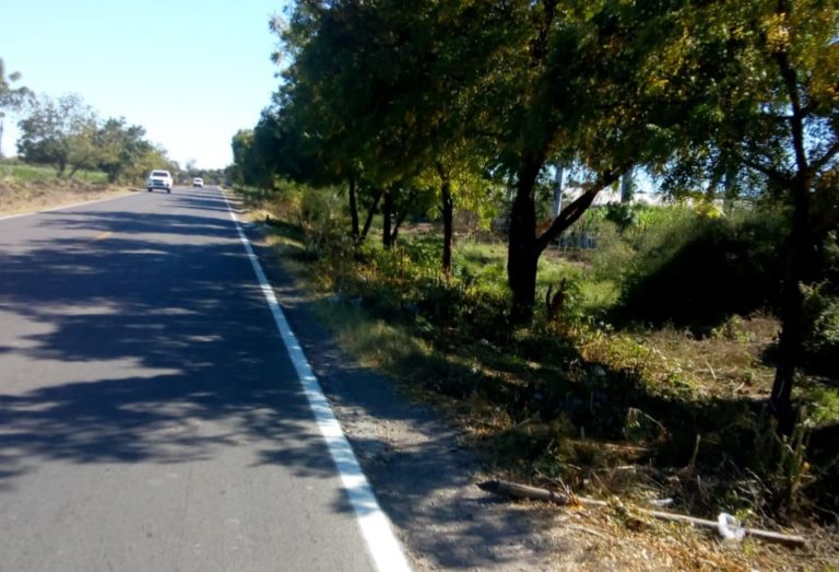 Liberan carreteras y drenes invadidos en Villa Juárez, Navolato