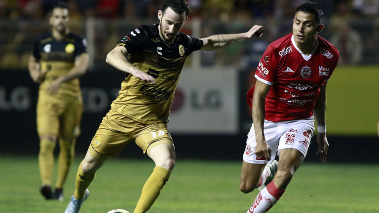 Los Dorados de Maradona rescatan un empate de último minuto