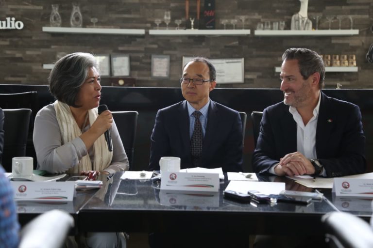 Presentan la Cámara de Comercio y Tecnología México-China