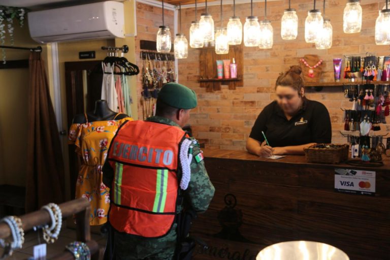 No somos nada más un uniforme, también somos ciudadanos: policías y militares