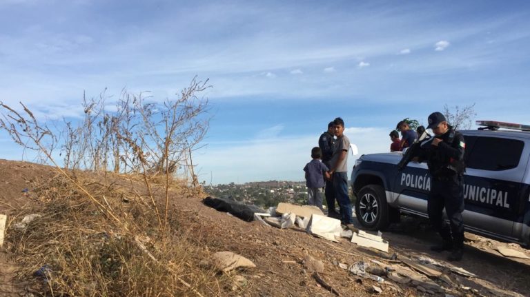 Hallan ejecutado a joven en cribas de la Toledo Corro, Culiacán