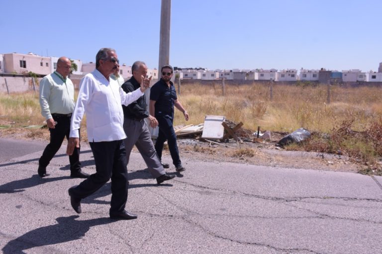 Con ‘lupa’ supervisa alcalde a constructoras en Culiacán