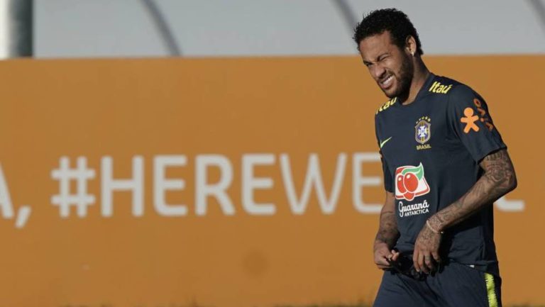 Neymar, acusado de haber violado a una mujer en París