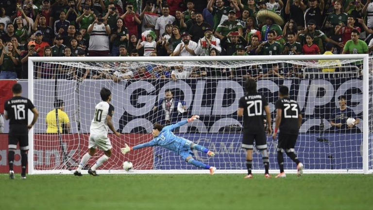 Los expertos, incrédulos ante el penal a favor de Costa Rica