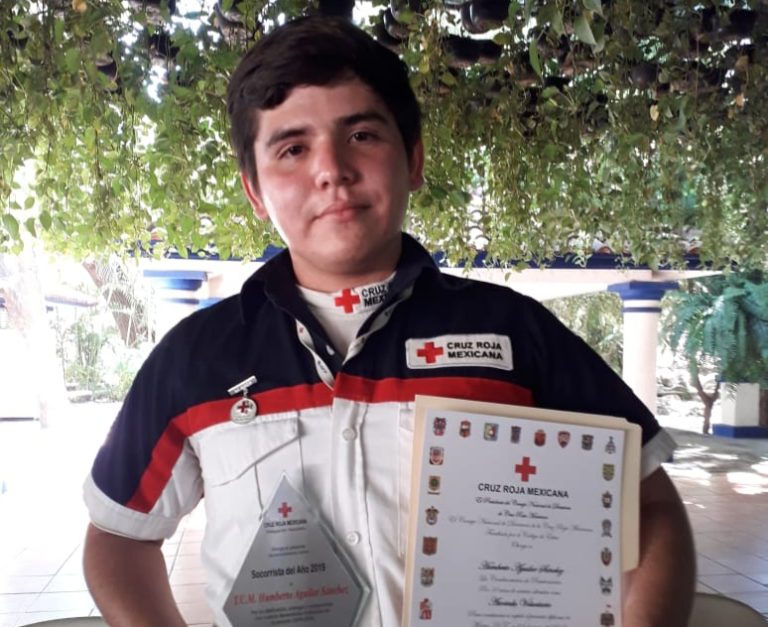 Vivió el huracán Manuel y la depresión 19-E, hoy es el Socorrista del Año