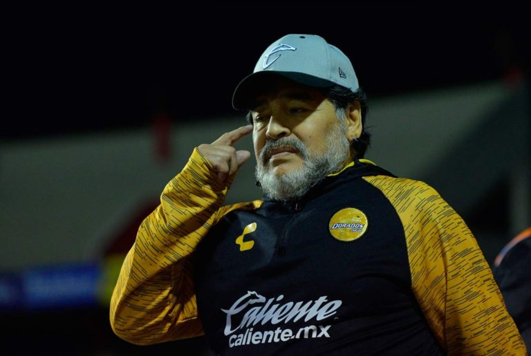 Maradona se va de Dorados por motivos de salud