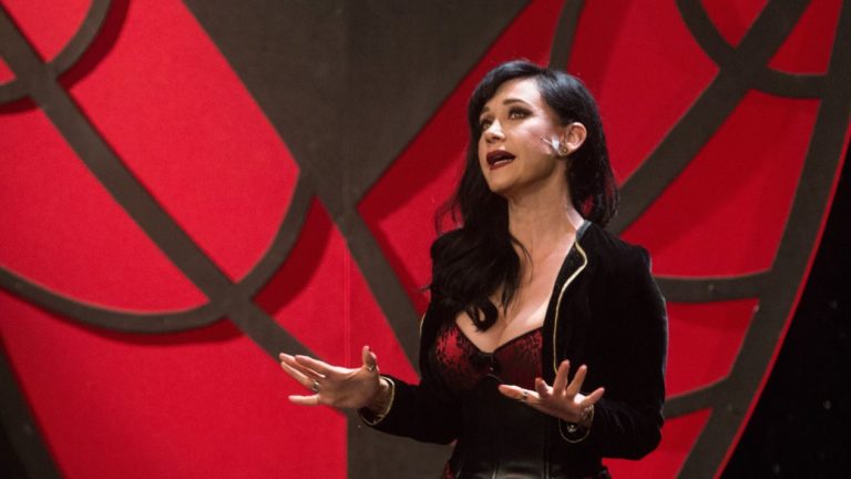 Me equivoqué sobre AMLO, perdón por mi estúpida esperanza: Susana Zabaleta