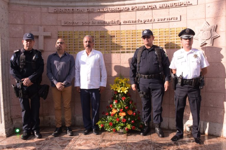 Con mucho respeto sigamos cumpliendo con nuestro deber: Estrada Ferreiro a policías