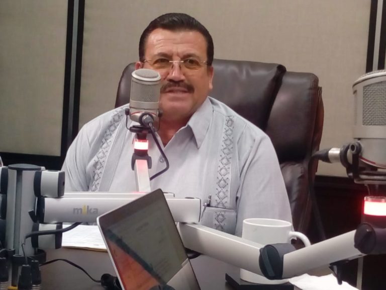 ¡Les adelanta su regalo! Alcalde anuncia aumento de sueldo a Tránsitos y bolsa de $23 mil a municipales