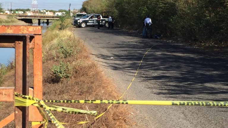 Lo encuentran muerto a golpes en el canal 7