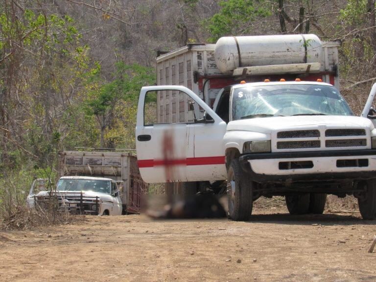 Acribillan a cuatro leñadores en la sierra de Escuinapa