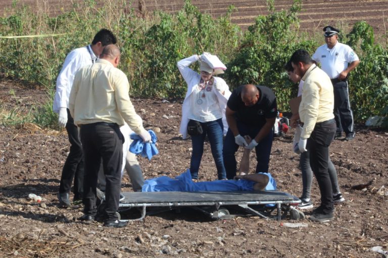 Muere motociclista al derrapar en la Culiacán-Eldorado
