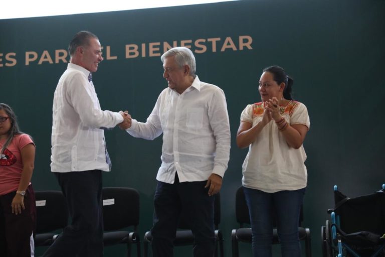 Garantiza AMLO a Quirino obras estratégicas para Sinaloa