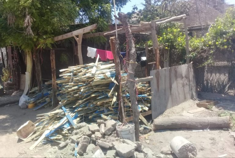 Invasores fincan en calles de Villa Juárez con omisión de ayuntamiento