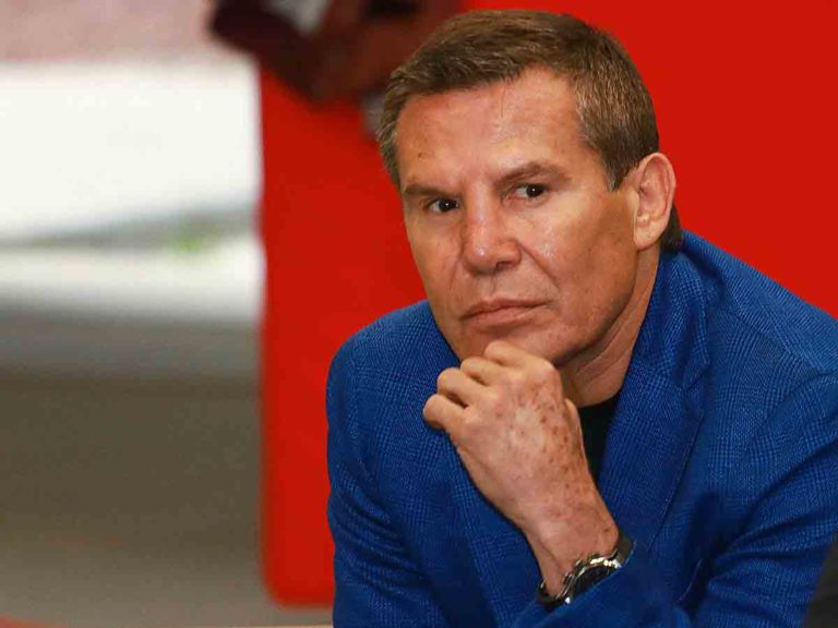 Le ponen a JC Chávez pistola en la cabeza y le roban su cadena y reloj