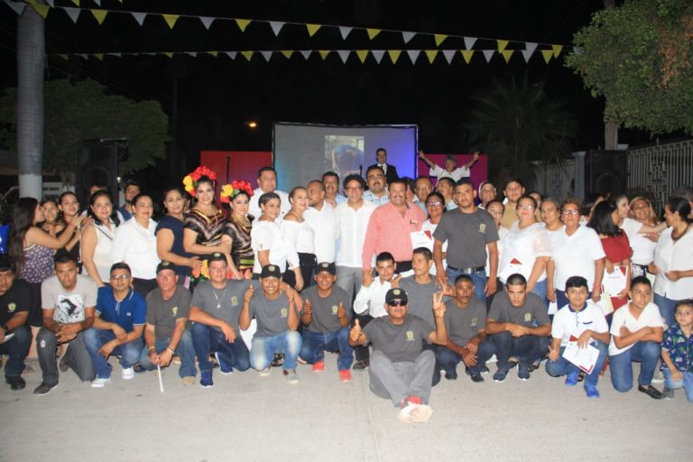 Aplauden a Misión Cultural 109 por 234 egresados