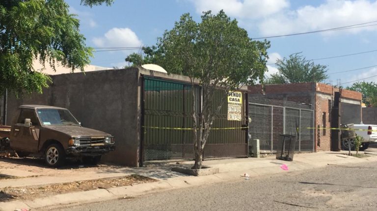 A golpes localizan muerto a vecino de Las Glorias en su domicilio