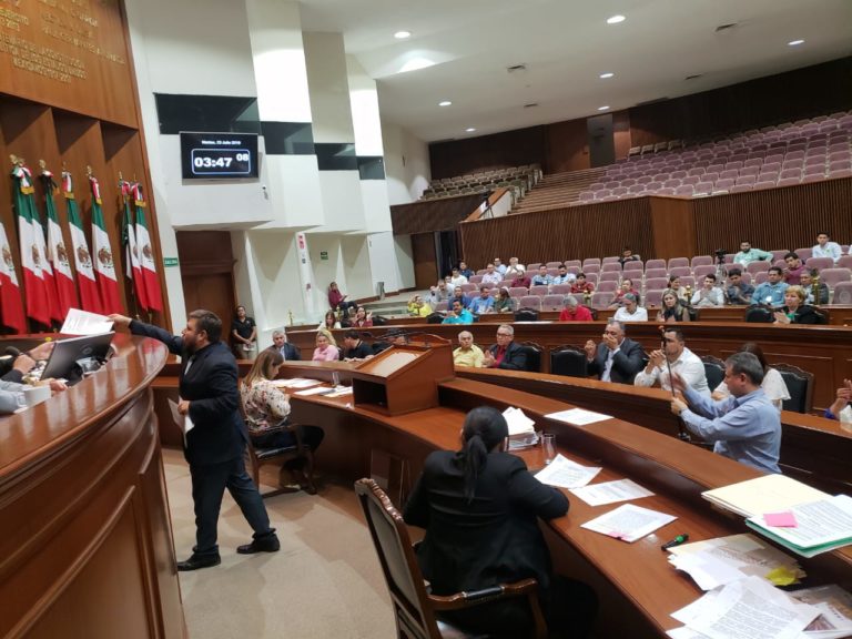 Hasta por desvíos de recursos rechazan diputados cuentas públicas de nueve municipios