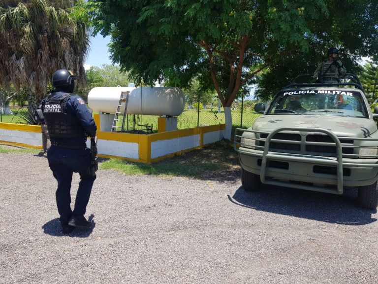 Decomisan 4 mil litros de combustible y arrestan a seis
