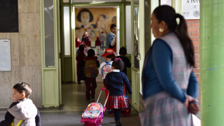 Se acabaron los descansos el último viernes de cada mes, pero habrá ‘megapuentes’