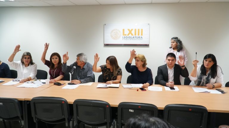 Van diputados por quitar caducidad en actas de nacimiento