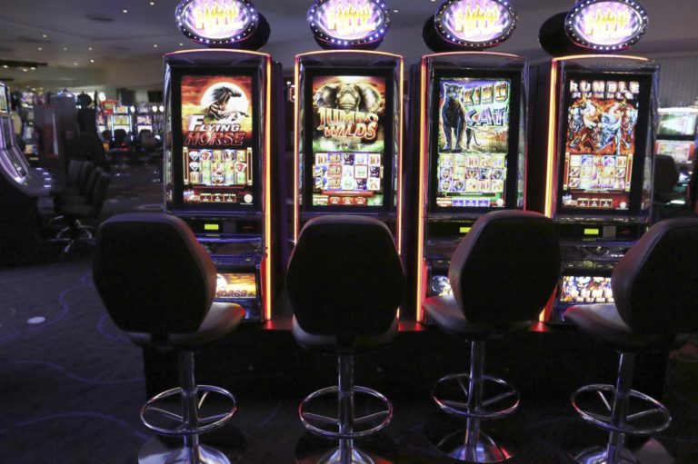 Las empresas de apuestas se vuelven digitales para llegar al público joven