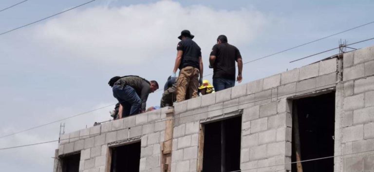 Muere electrocutado albañil en El Palmito