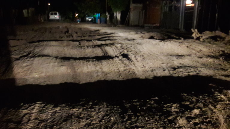 Suman charcas cinco días en Villa Juárez sin atención