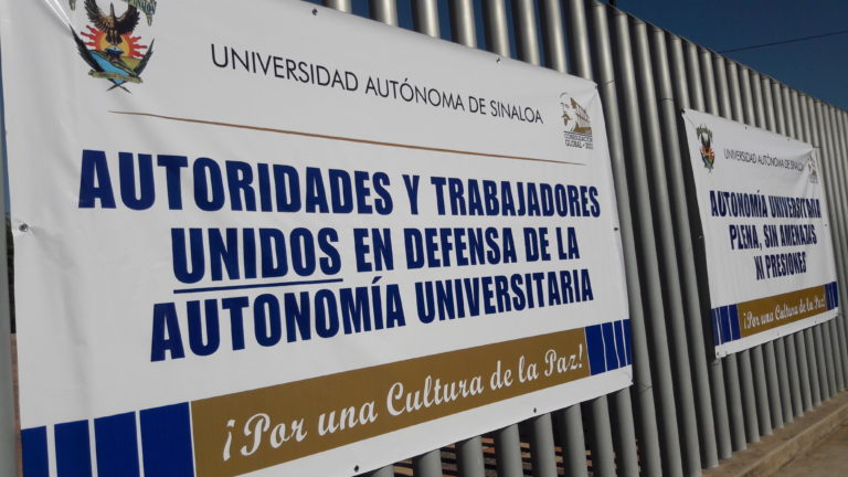 Alista UAS segunda día de protestas en el Congreso