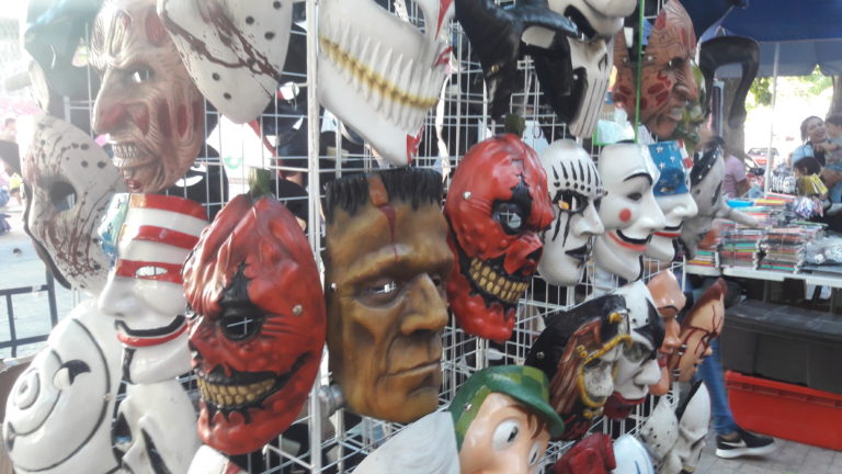 Por terror estos disfraces están prohibidos en Culiacán