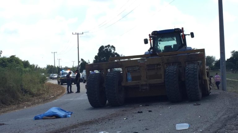 Mueren tres estudiantes de Navolato en accidente carretero