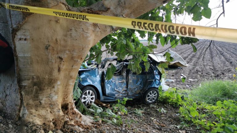 Muere mujer en accidente por ‘La Costera’