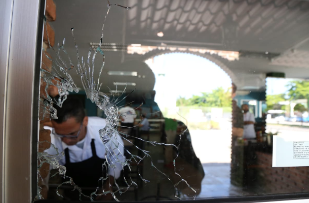 Dan créditos ‘blandos’ a restaurantes afectados por balaceras