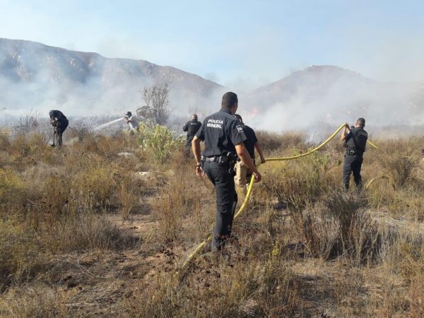 Controlados, pero no liquidados incendios en Baja California