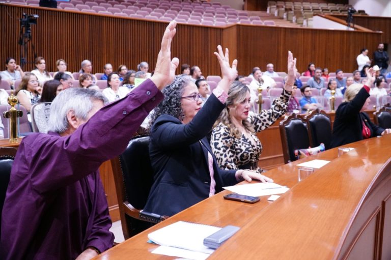 Avala Congreso de Sinaloa revocación de mandato