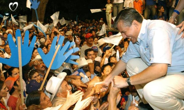 Late por horas la Fuerza del Corazón