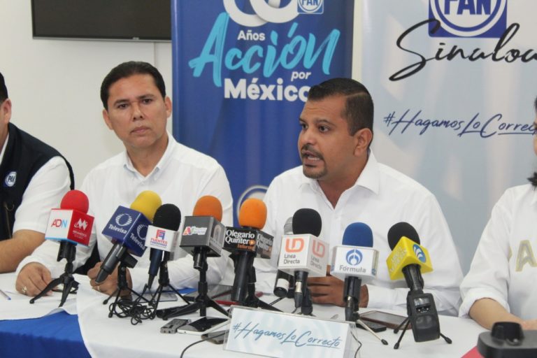 ‘Cancela alcalde obra y deja a 700 familias sin sustento’