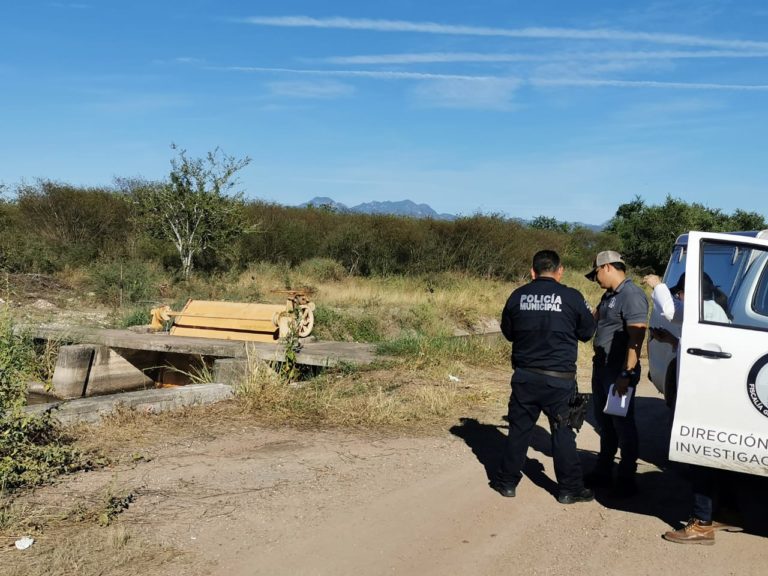 Hallan flotando cadáver en canal de Estación Abuya