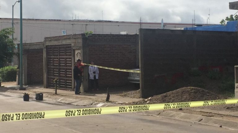 Lo matan cerca de primaria en su casa de Alturas del Sur