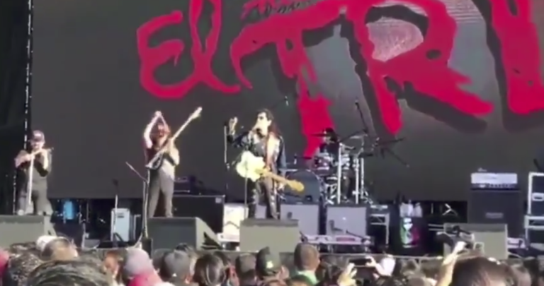 ‘¡Ehhh, pu…!’, envía Alex Lora a AMLO