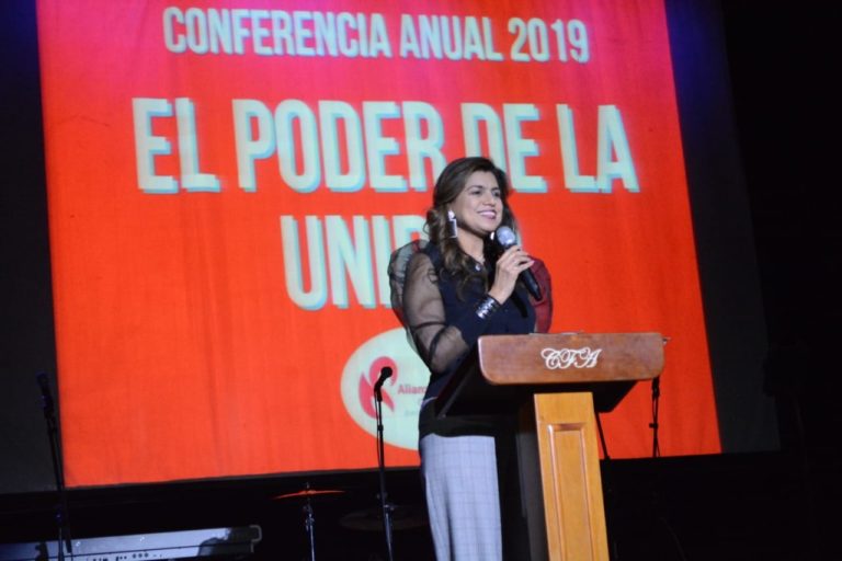 Síndica arma comité de vigilancia contra alcalde Estrada Ferreiro